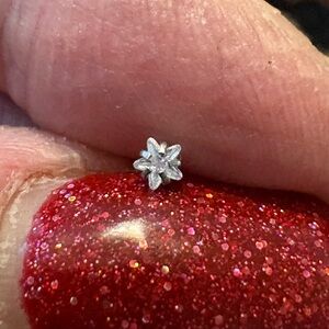 Nose Ring-Stainless Steel 20G Nose stud Hypoallergenic Nose Stud Piercing nwt